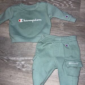 Champion Kids Set in Sage Green
